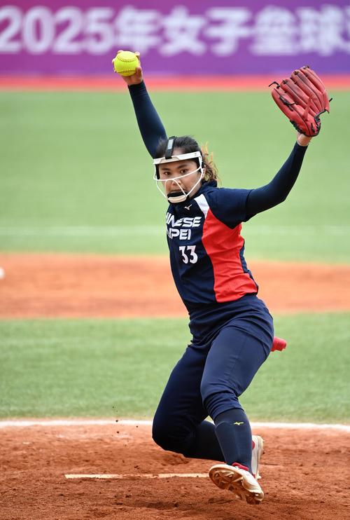 贾凯里尼：诺阿-朗是早期版本的我，尤文坎比亚索是后期的我（贾凯里尼：诺阿·朗是我早年的影子，尤文坎比亚索是我后期的样子）