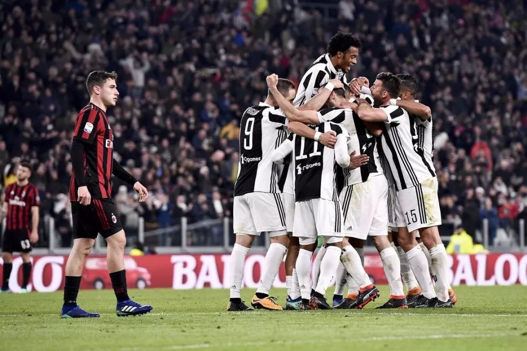 随着孙兴慜离开，19年欧冠决赛首发阵容中的球员无一人在热刺（孙兴慜告别后，热刺2019欧冠决赛首发已全部离队）