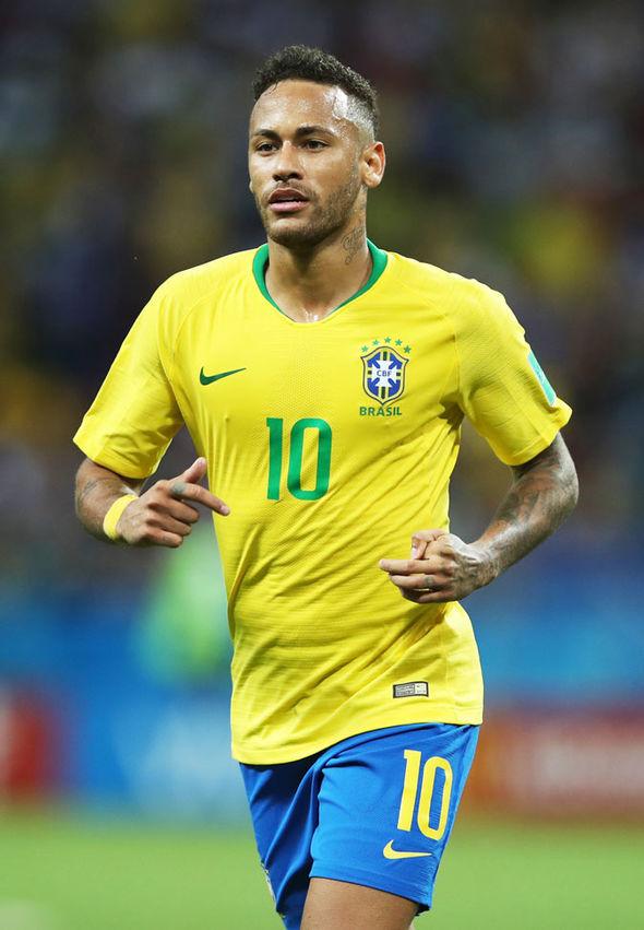 梦幻联动！齐达内晒与樊振东打乒乓球照片（跨界同框！齐达内晒照与樊振东乒乓切磋）