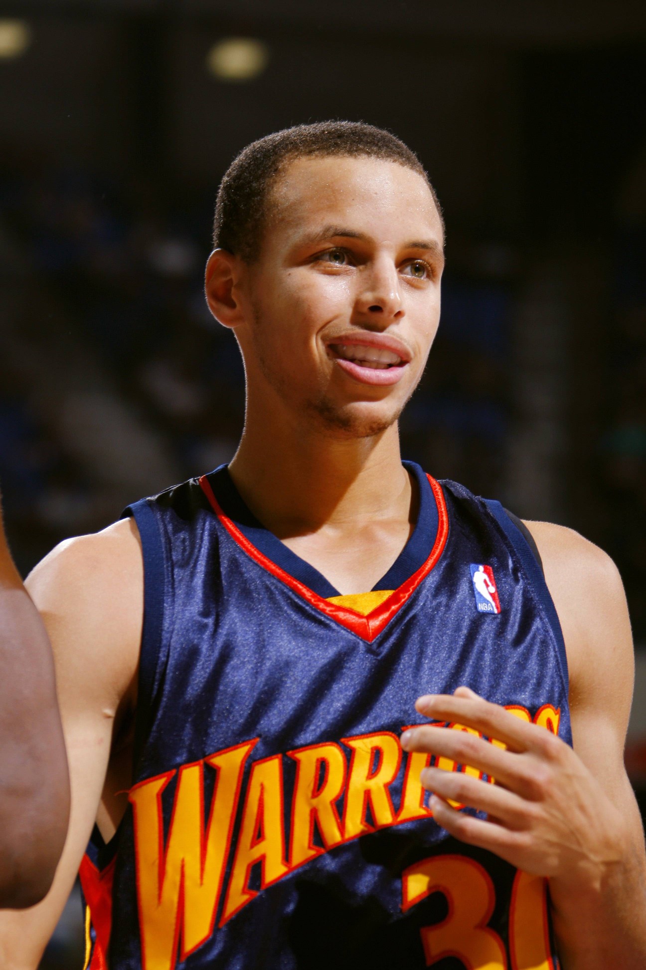 伯恩茅斯欲留塞梅约至赛季末，英超五强关注其解约条款（伯恩茅斯拟留塞梅约至赛季收官，英超五强盯解约条款）